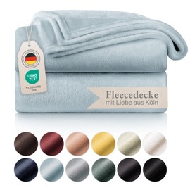 Blumtal Cuddly Fluffy Blanket, Oeko-Tex Certified Fleece Blanket, 130 x 150 cm, Blanket 130 x 150 cm, Couch Blanket as Home and Cuddly Blanket, Fluffy Blanket, Cuddly Blanket, 130 x 150 cm, Light Blue