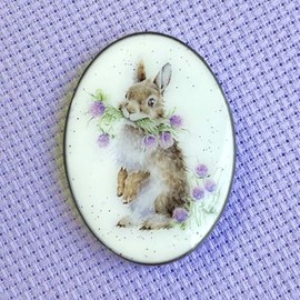 Bothy Threads Head Clover Heels Needle Minder