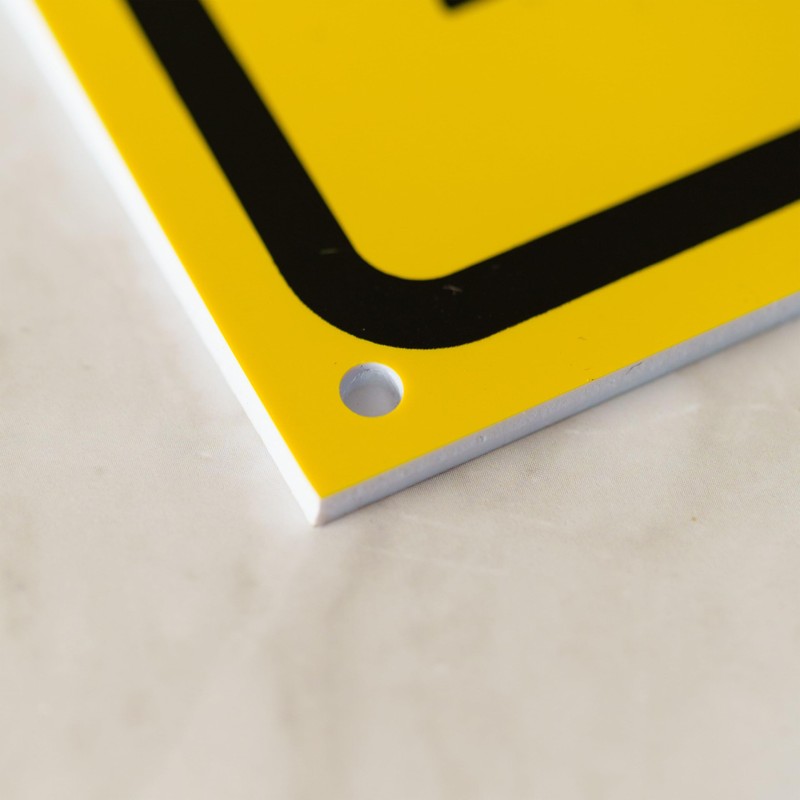 Safety Sign "PRIVATGRUNDSTÜCK - Ab hier Stop!", 1 Piece, 30