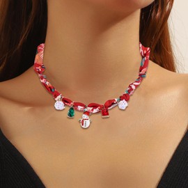 Scarf Necklace with Charm Gold Heart Flower Pendants Charm Necklaces Scarf Boho Beach Jewelry Gift for Women