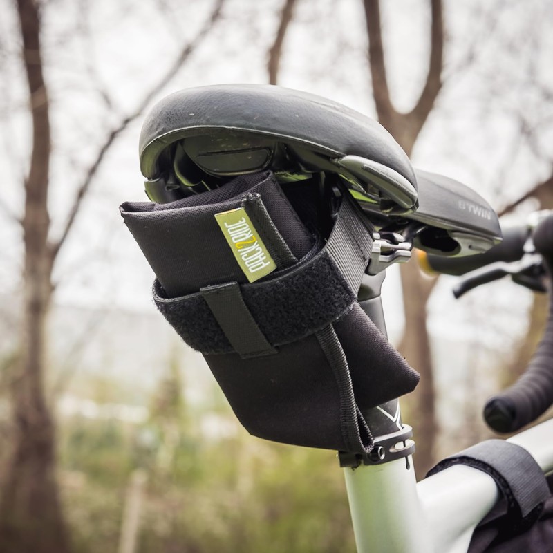 PACK2RIDE Blossom - Bolsa enrollable para bicicleta, resistente al agua,