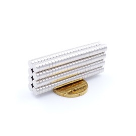 Brudazon 20 Mini Disc Magnets 5 x 2 mm N52 Strongest Level Neodymium Magnets Ultra Strong Power Magnet for Model Making, Photo, Whiteboard, Notice Board, Fridge, Crafts, Magnetic Disc Extra Strong