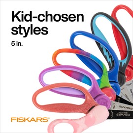 FISKARS Magic Morph Kids Scissors - Image Moves when Tilted - Pointed-tip for Ages 4+ - Fun Puppy Design - Back to School Supplies