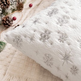 MIULEE Pack of 2 Christmas Cushion Covers Faux Fur Throw Pillow Cover Fluffy Soft Decorative with Snow Patterns Square Pillow Covers Plush Case for Sofa Bedroom 20 x 20 Inches 50 x 50 cm White