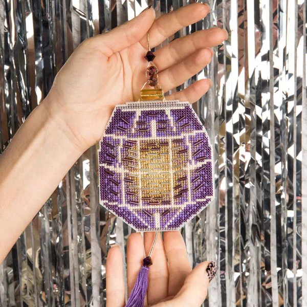 Charivna Mit Christmas tree toy cross-stitch kit T-28C Set of