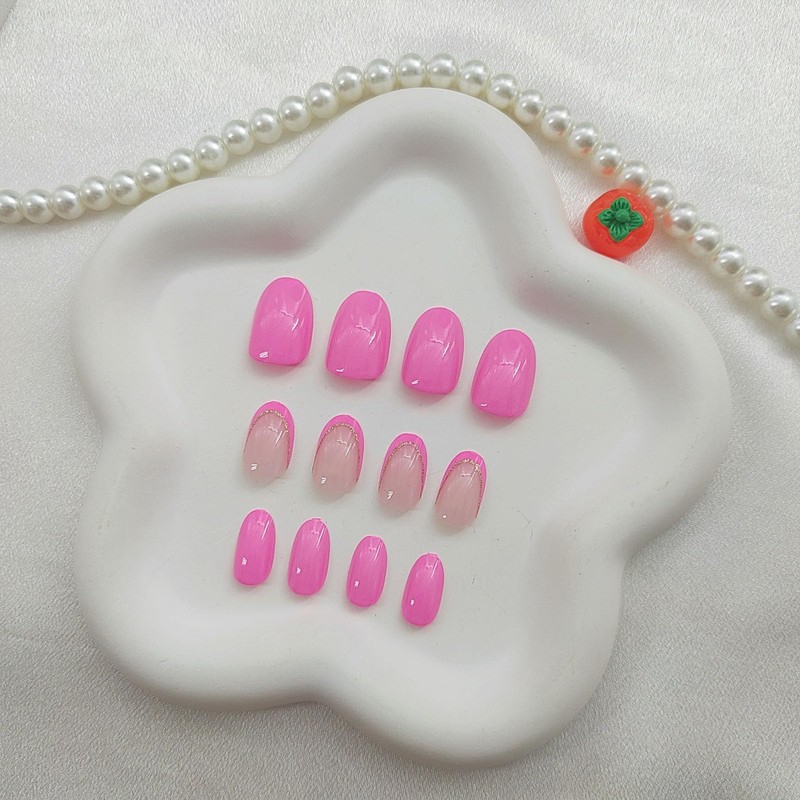 Pink Press on Nails Short Oval Fake Nails with Glitter