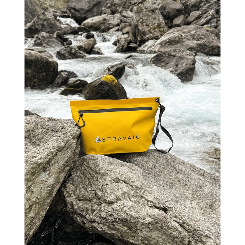 Stravaig Zip Bag – Small Water Resistant Trinkie Bag, Dry