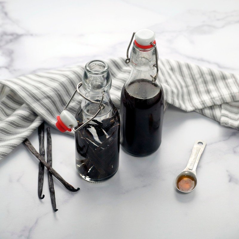 50 Organic Madagascar Vanilla Beans. Whole Grade A Vanilla Pods