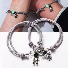 Pulsera Parejas Imán Astronauta Brilla Oscuridad Gris Ajustable AKELIN