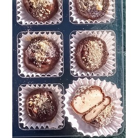 Bliss Lane Sweets Classic Cheesecake Truffles!! 1 dozen gift box! Award Winning Gourmet Candy!!