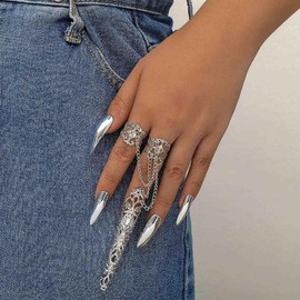 Yienate Gothic Fingernails Lace Claw Bracelet Vintage Stack Knuckle Band Bracelet Silver Punk Hand Chain Finger Ring Bracelets Link Chain Hand Harness Bracelet Jewellery for Women and Girls, Zinc