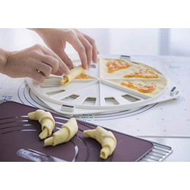 Tupperware Croissant Party 15594