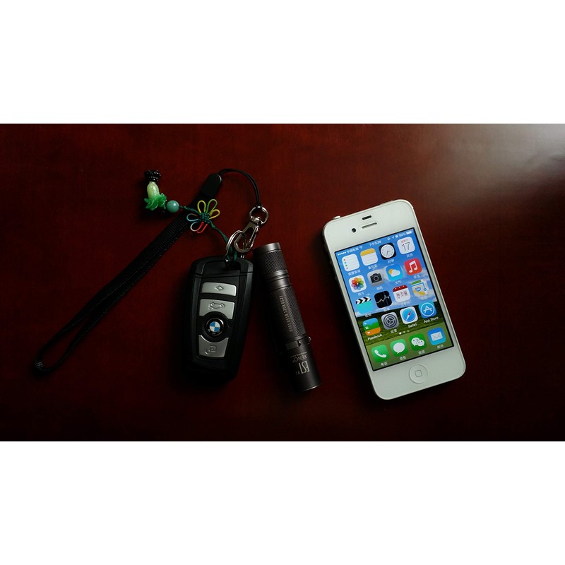 Xeno Waterproof Mini Military Standard Cree LED Flashlight ES1 with