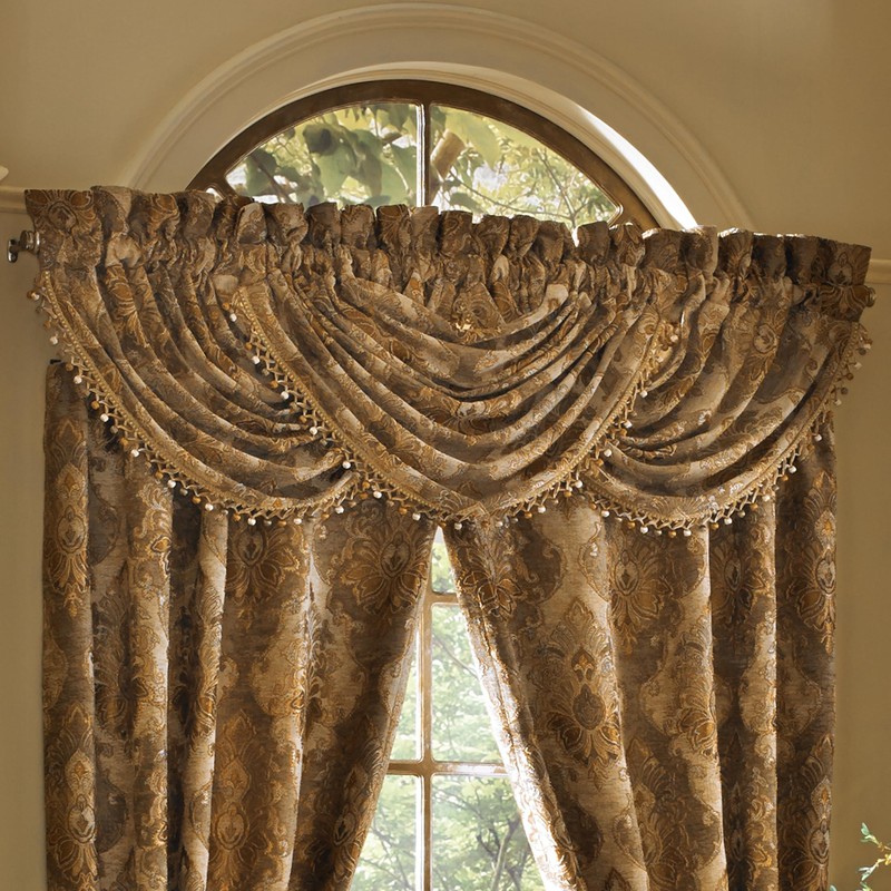 J. Queen New York Bradshaw Window Waterfall Valance