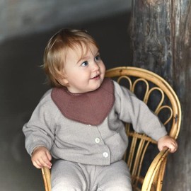 Saga Copenhagen Fjola Clove Bib for Babies and Toddlers, 100% Organic Cotton, 19 x 25 cm, Clove