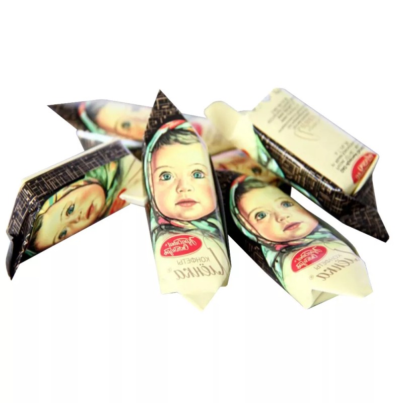 Red October Russian Chocolate Wafer & Praline Layers Candy Alenka