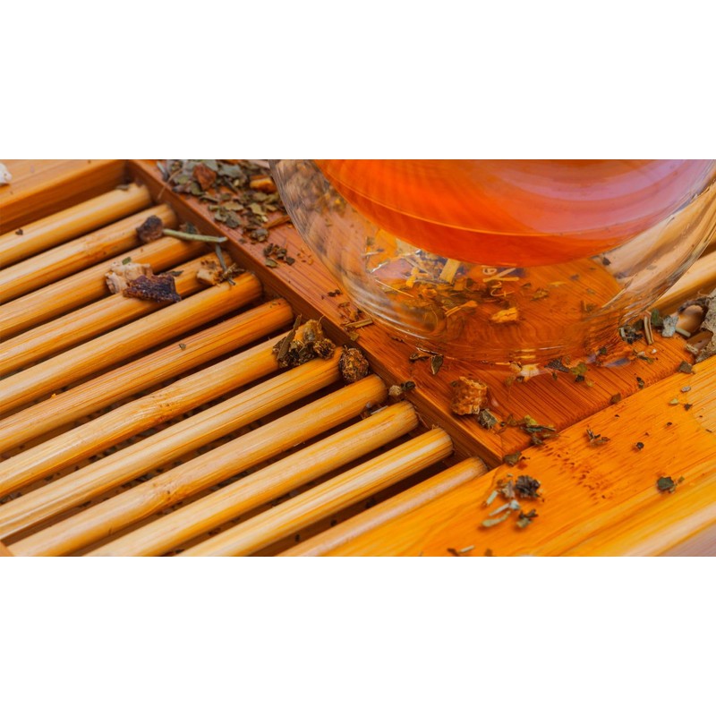 TESIS TISANA FRUTOS DEL BOSQUE CON PETALOS DE ROSA, MORAS,