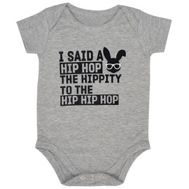 Unique Baby Boys Hip Hop Conejo de Pascua Layette, Blanco, 12 Meses