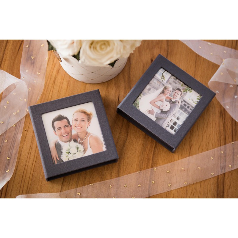USB Box for 1 USB Flash Drive with Picture Window.