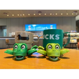 JOD® Funny Turtle Coaster 3D Printed Expressive Face with Liftable Limbs, Unique Drink Holder for Turtle Lovers – with Brown Shell, Gag Gift for Home, Office, or Car(2PC Light Green & Green)
