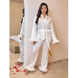 Luxury Satin Pajama Set with Faux Fur Trim, Gold Accents, White, 2-Piece (US, Alpha, Small, Regular, Regular, White)