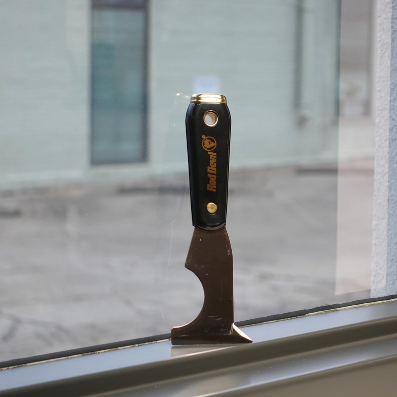 RED Devil 4251 6-in-1 Painters Tool: Scraper, Putty Knife, Roll