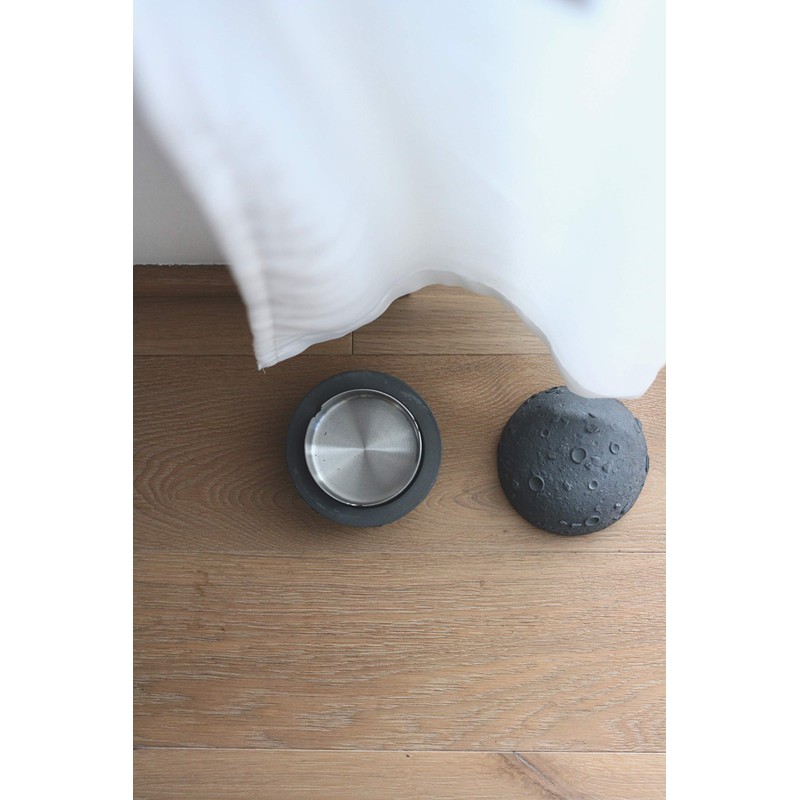 Anaan Luna Ashtray with Lid for Outdoor Use Wind Ashtray