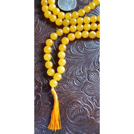YELLOW JADE 6-7 MM 108+1 PRAYER BEADS ROSARY JAAP JAPA MALA KARMA NECKLACE. BLESSED & ENERGIZED HINDU TIBETAN BUDDHIST SUBHA ROSARY FOR NIRVANA, BHAKTI, FOR REMOVING INNER DOSHAS, FOR CHANTING AUM OM, FOR AWAKENING CHAKRA, KUNDALINI THROUGH YOGA MEDITATI