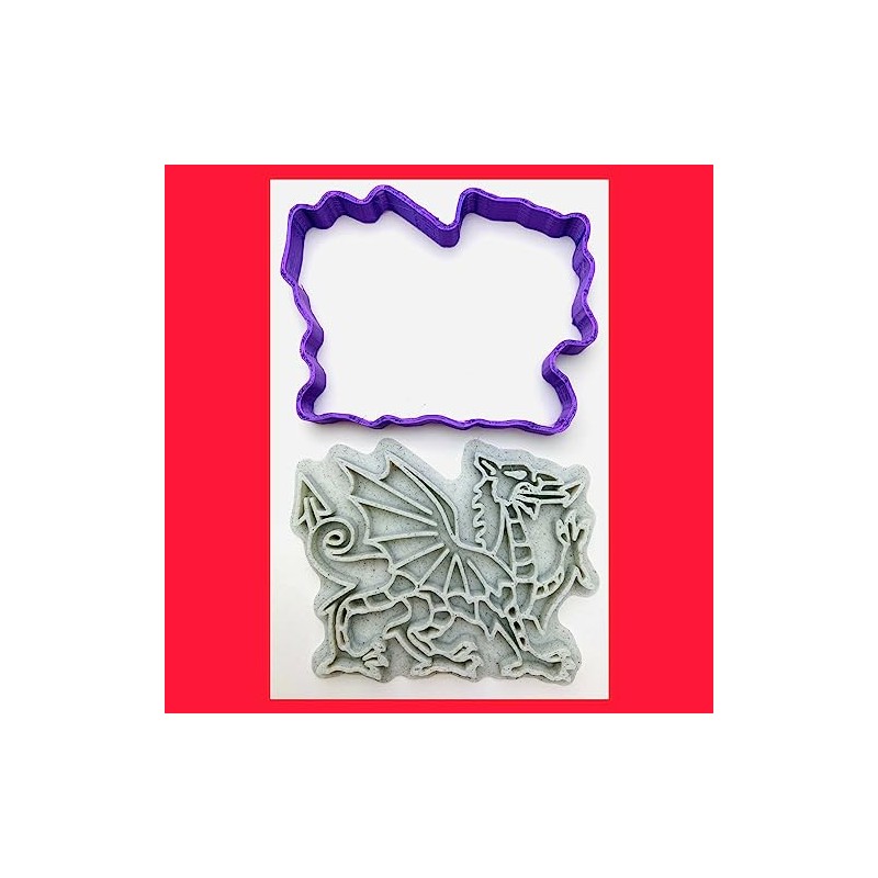 13 Cm Welsh Dragon Cookie Cutters