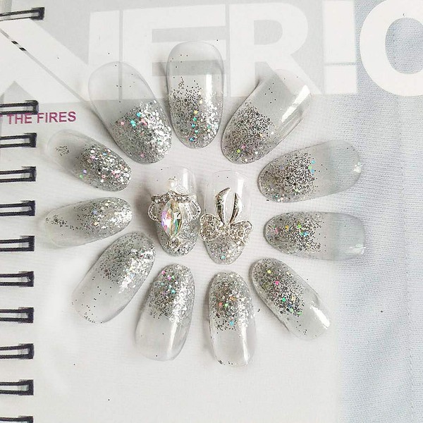 24 Pcs Sheer Color Nails Personality Unique Nails Medium Length