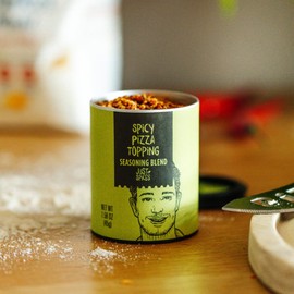 Just Spices Spicy Pizza Seasoning, 1.58 OZ I A Versatile Topping for Pizza, Focaccia & Dips I Featuring Red Peppers, Tomato & a Hint of Marjoram