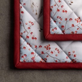 Maison d'Hermine Oven Gloves and Pot Holders Christmas Set