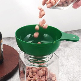 HOLIDYOYO Wide Mouth Funnel, 2pcs Plastic Canning Funnel Liquid Funnel Oil Jam Funnels for Transferring Power Jam Grains Dry Wet Ingredients Green