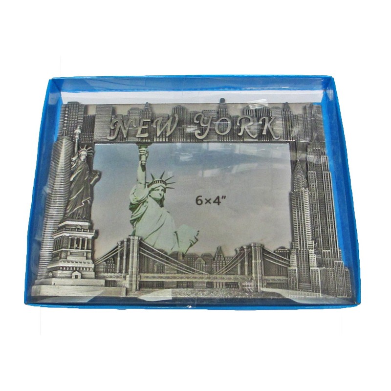 New York Souvenir Metal Picture Frame with Statue of Liberty