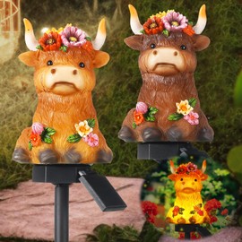 Rossesay 2 Pack Highland Cow Solar Lights Outdoor Garden Gnome Statues Resin Lamp Decor Waterproof Stake Lights Highland Cow Gifts for Yard Patio Lawn Decor