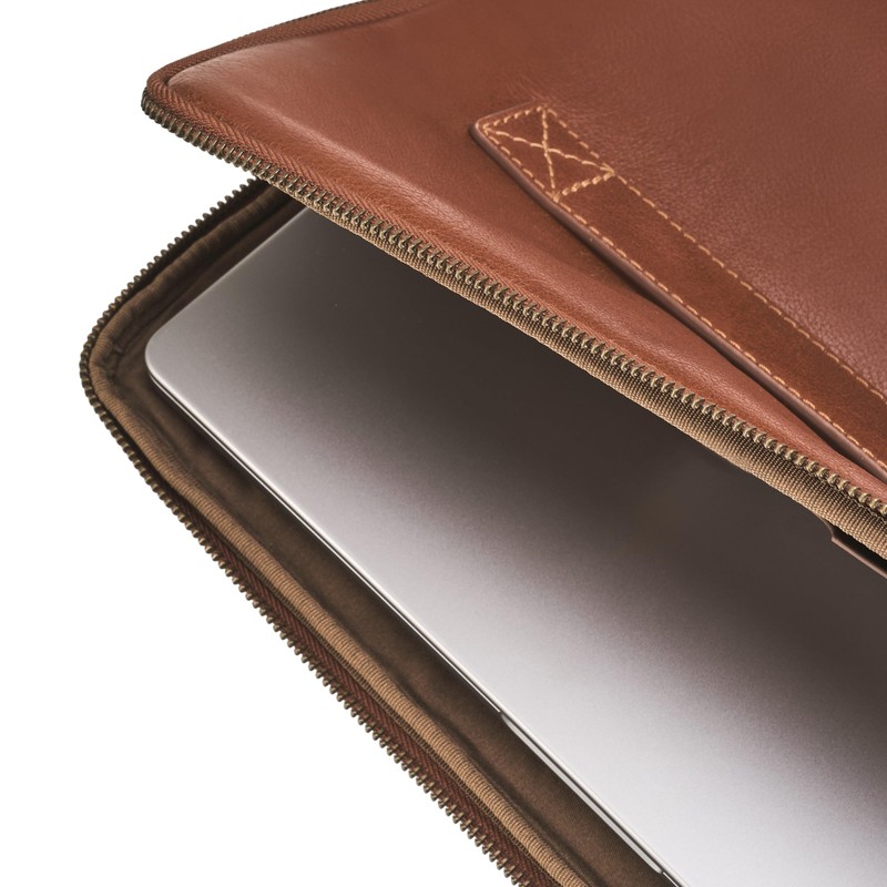 DRAKENSBERG Leather Laptop Sleeve 'Alessio' 14 Inch Sleeve, Universal for