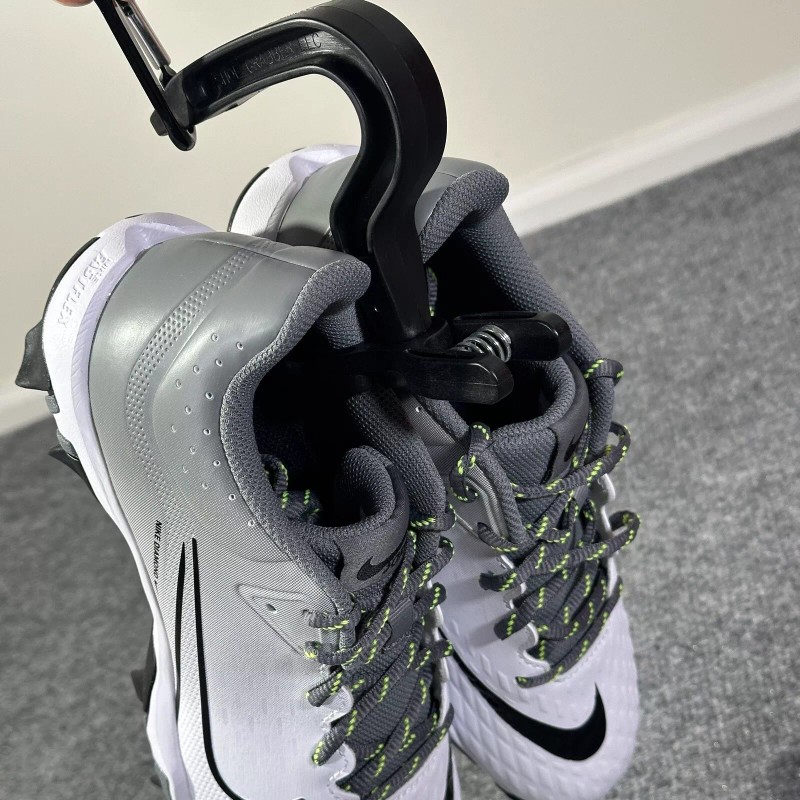 Golf Shoe Grabber Clamp & Handle Accessory Shoes Sneakers Portable