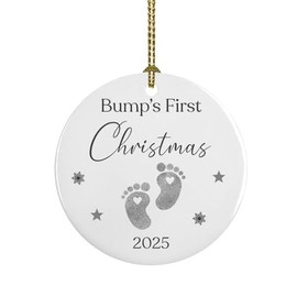 Bump’s First Christmas Tree Decoration Ornament Bauble Baby Announcement Keepsake – Pregnant Mum Gift – Expecting Family Christmas Décor – Ceramic Holiday Ornament with Baby Footprints Design (2025)