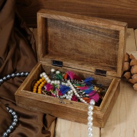 Ajuny Jewellery Storage Box Hand-Carved Decorative Wooden Art Box Heart Design – Multipurpose Watch Box Treasure Chest Great for Gifts – White Brown, 20.3 x 12.7 cm