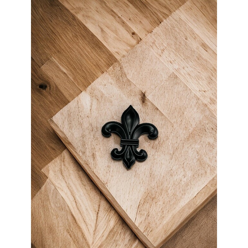 Set of 6 Elegant Fleur De Lis Cabinet Knob in