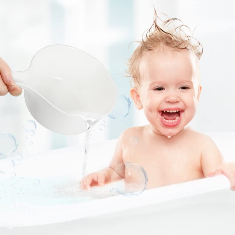 PAMISO Plastic Water Scoop for Bath, 1.5 Liter Shower Ladle