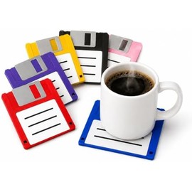 Genérico Portavasos Retro en Forma de Disquete Set de 6 Portavasos Retro para Escritorio Gamer y Oficina Regalo para Programadores y Amantes de la Tecnología