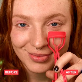 3INA MAKEUP My-Lash Curler Pink Eyelash Curler for Dramatic Lifting and Swing of Eyelashes Flexible Rubber Pads Lash Curler Vegan Cruelty Free