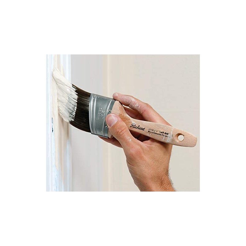 Richard 80768 Oval Angled Paint Brush with Long Sash Wood