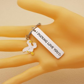 SELOPU Cute Couple Gift Funny Duck Charm Keychain I DUCKING LOVE YOU Duck Pun Keychain Lover Jewelry Gift Romantic Gift Valentine's Day Gift for Her (DUCKING LOVE YOU-KEY1)