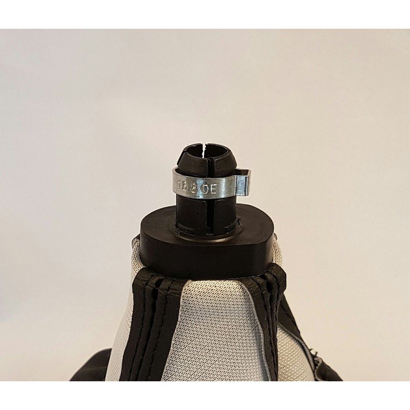 Gear Knob and Shift Boot Shift Cuff / 6 Gears