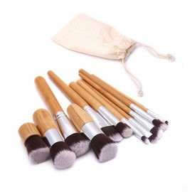 Linen pouch/ Wood makeup brush/ 11-piece set/ 2 cosmetic brushes