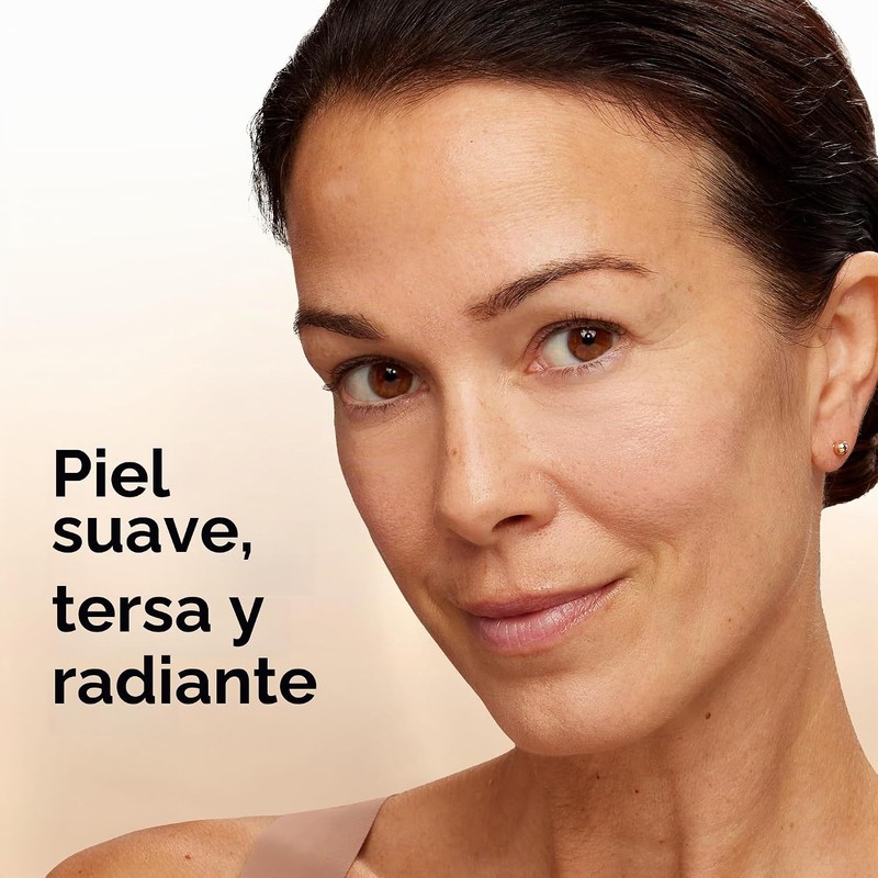 Foaming Face Wash by Olay Total Effects, Revitalizing Facial Cleanser,