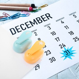 SEWACC 2 Pcs Paper Punch Punch Craft Sets Moon Star Paper Punchers Scrapbook Paper Punchers Mini Hole Punchers DIY Making Embossing Supplies (Moon+Star) Single Hole Puncher