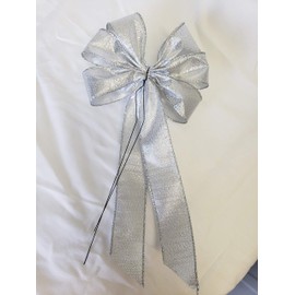 Small 5-6" Metallic Silver Wired Bow